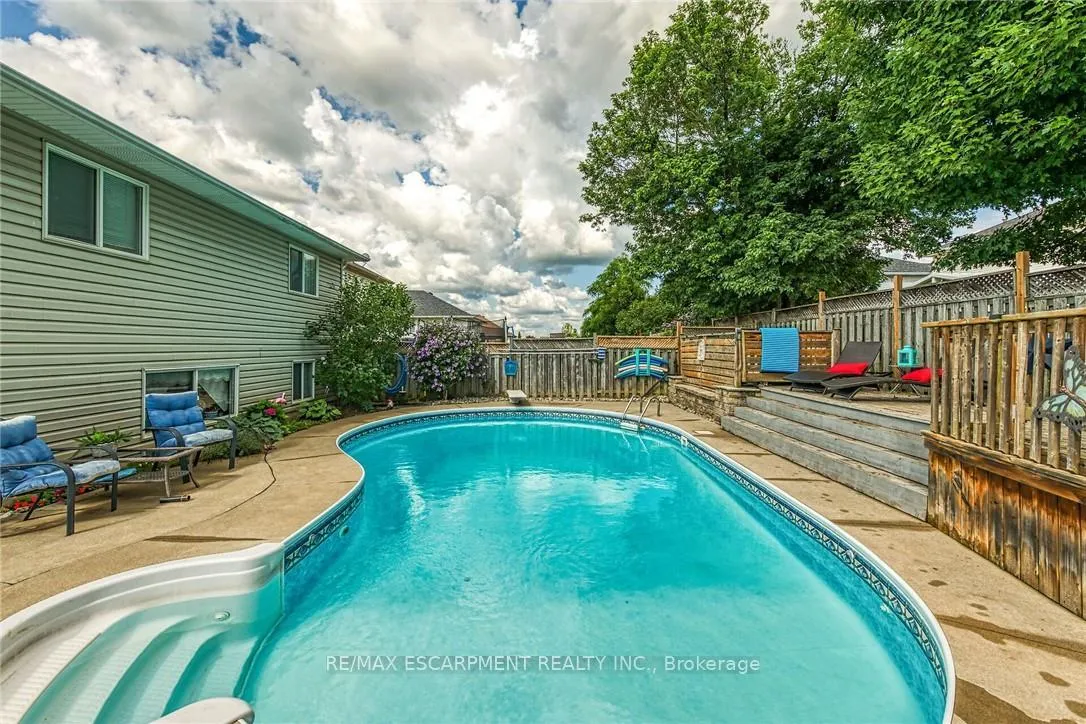 Photo 39 of 64 Caledonia Avenue, Haldimand — HOMEH