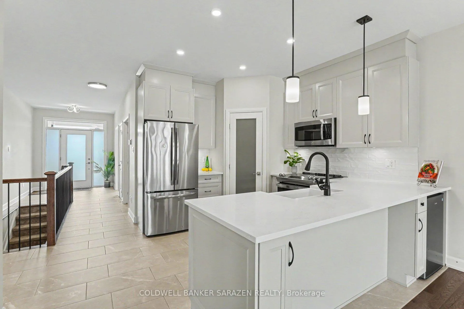 Photo 8 of 209 Mac Beattie Drive, Arnprior, Arnprior — HOMEH