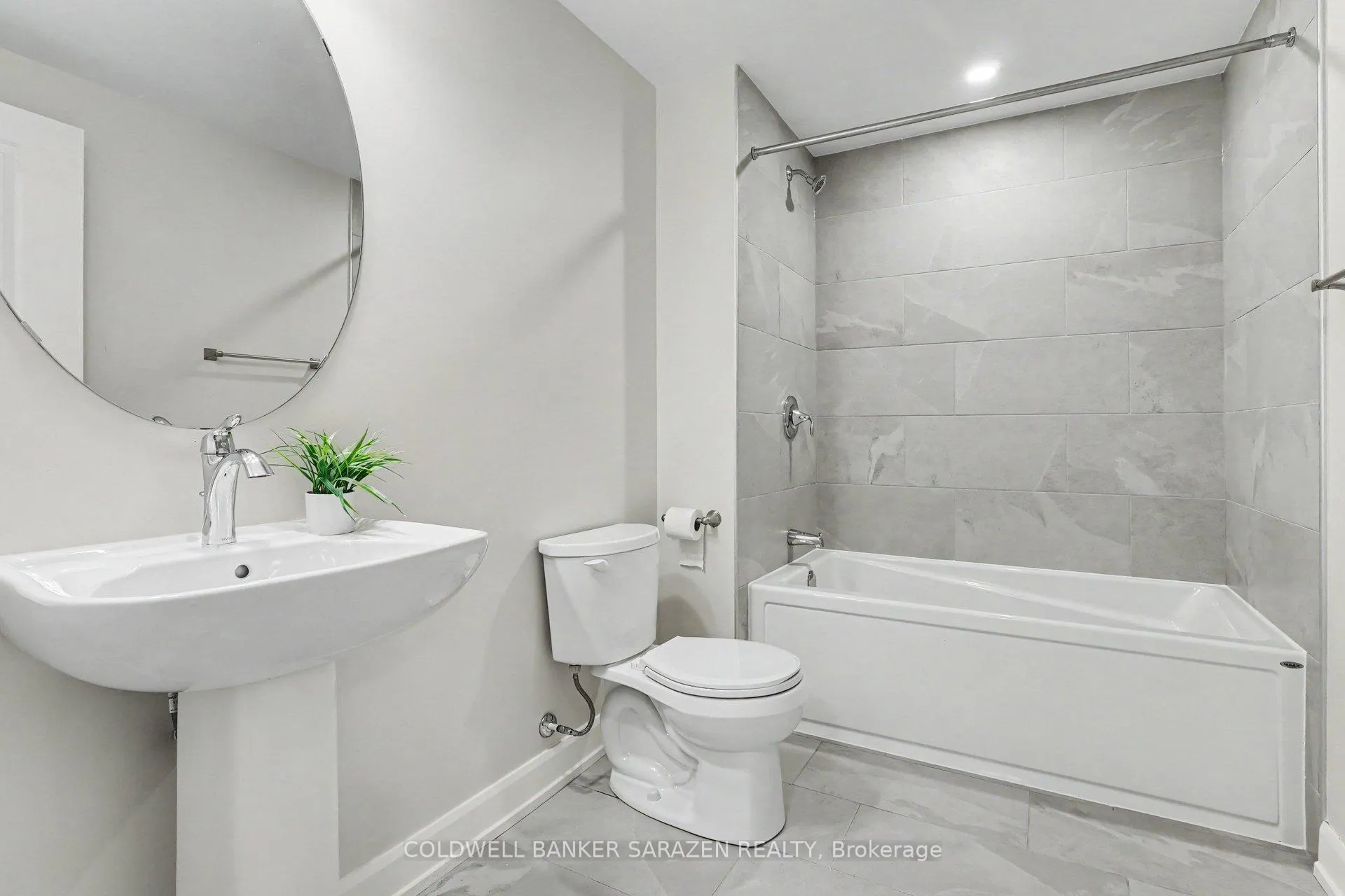 Photo 30 of 209 Mac Beattie Drive, Arnprior, Arnprior — HOMEH