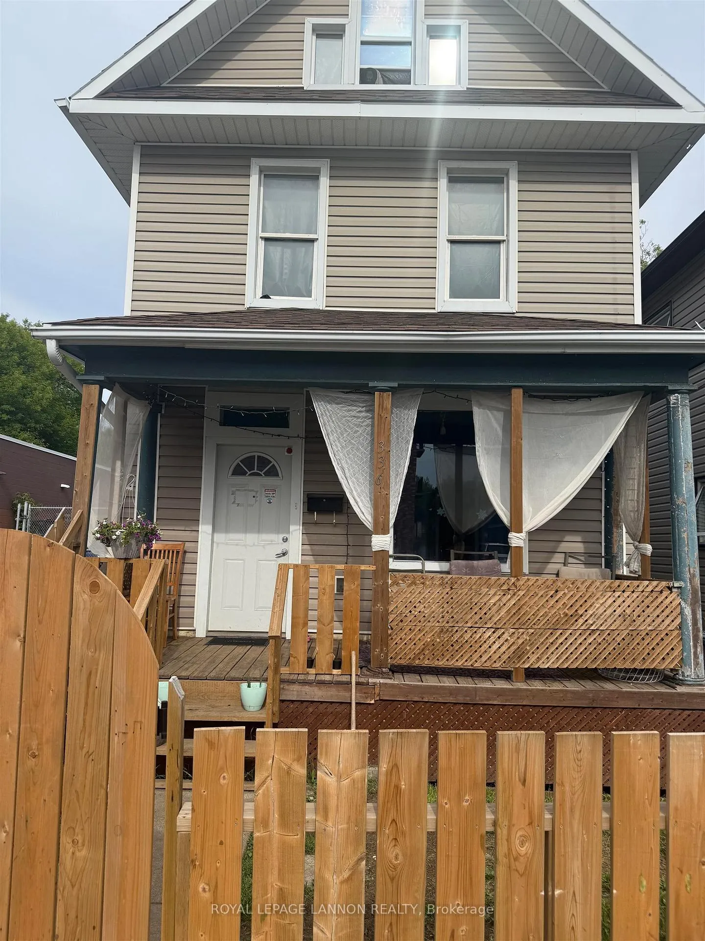 Photo of 336 May Street North