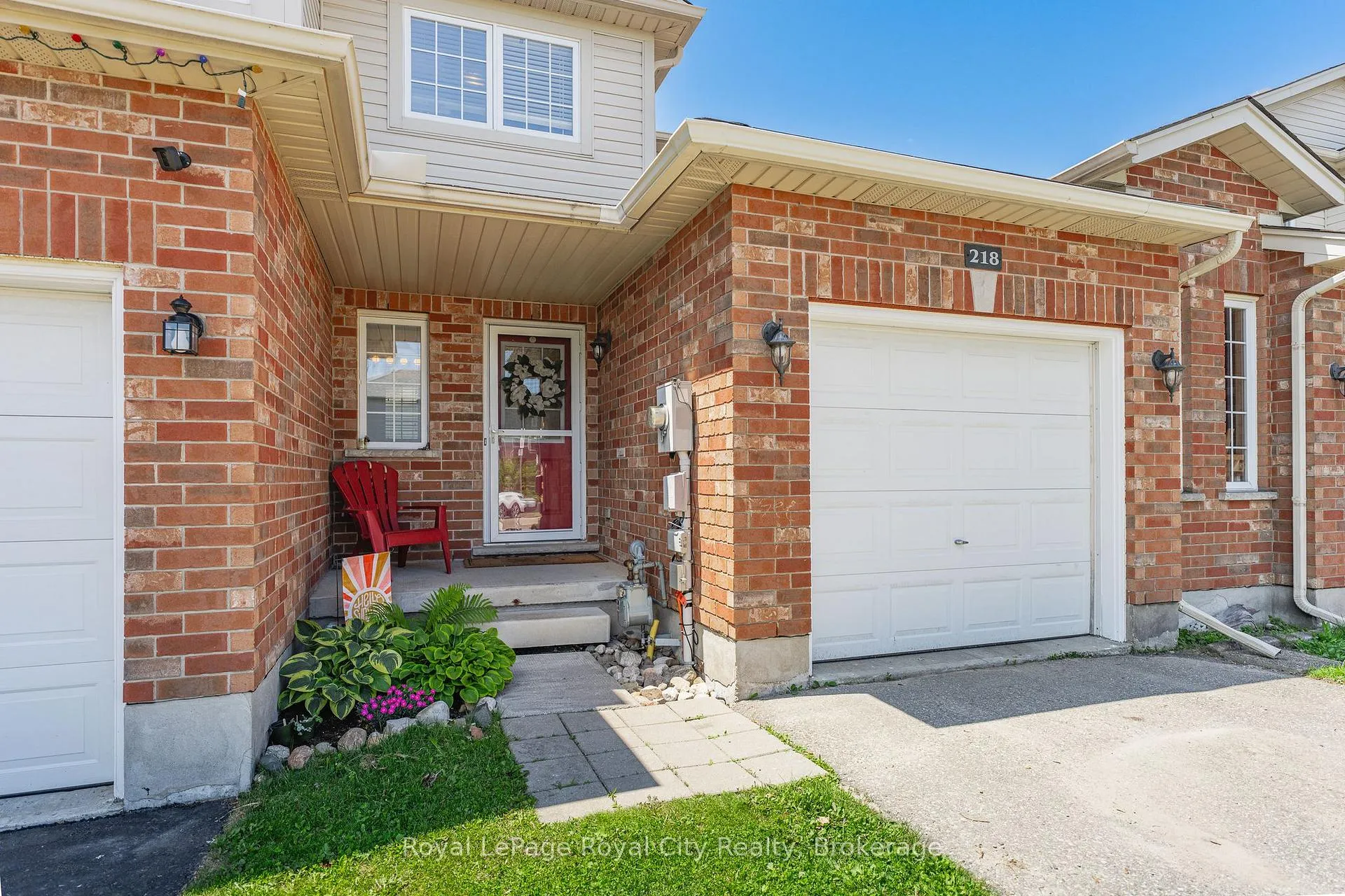 Photo 2 of 218 Severn Drive, Guelph, Grange Road — HOMEH