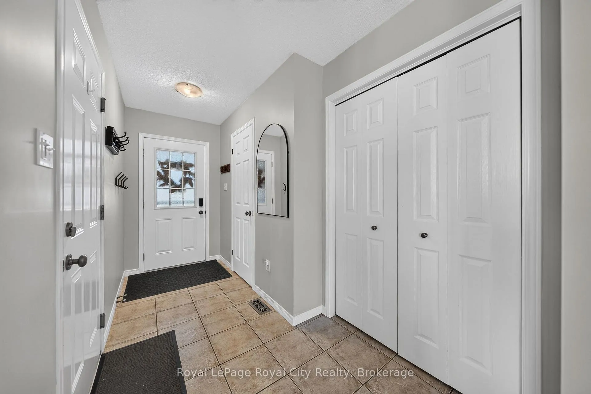 Photo 3 of 218 Severn Drive, Guelph, Grange Road — HOMEH