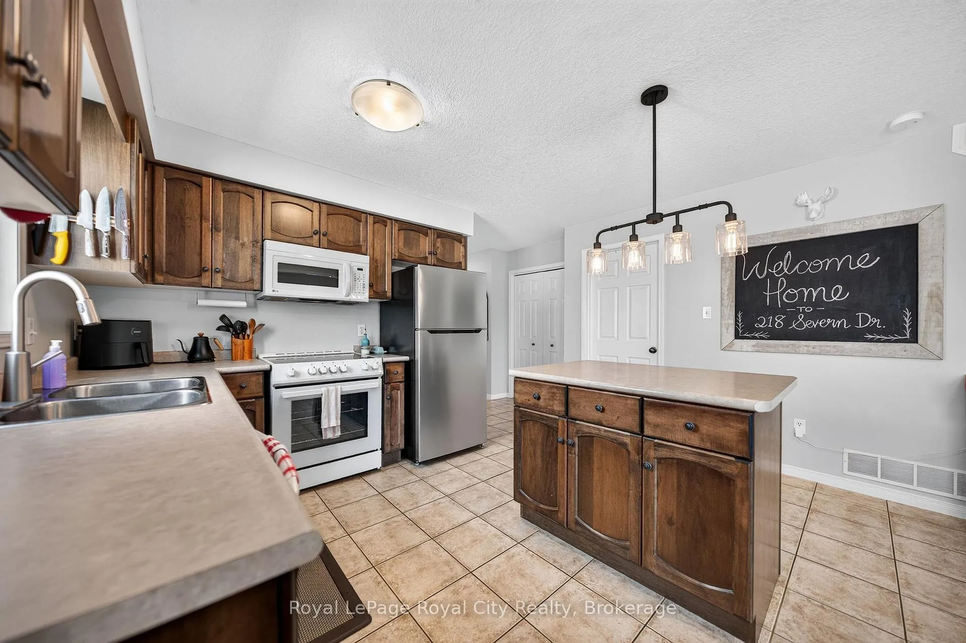 Photo 7 of 218 Severn Drive, Guelph, Grange Road — HOMEH
