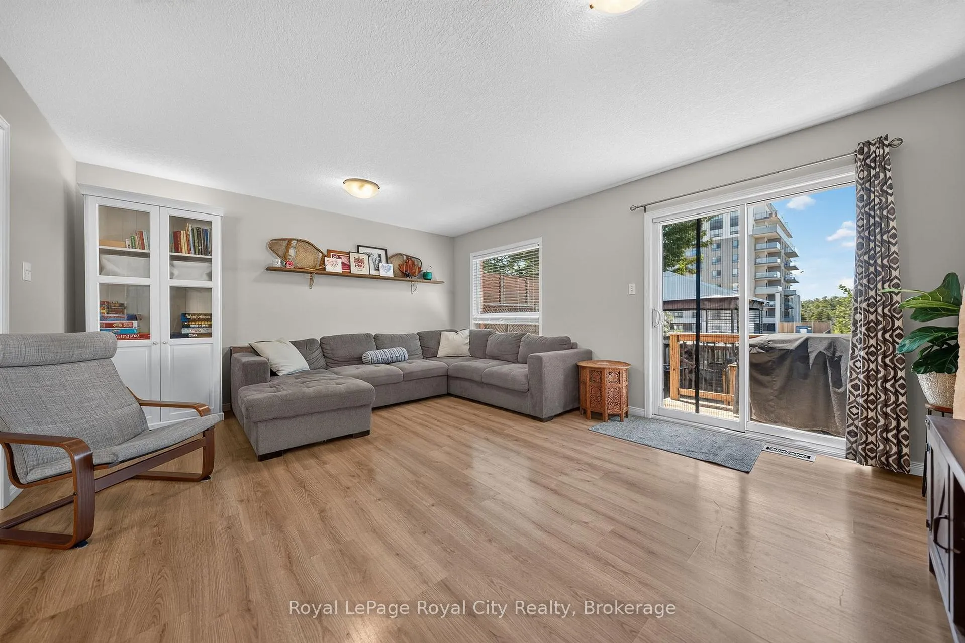 Photo 9 of 218 Severn Drive, Guelph, Grange Road — HOMEH