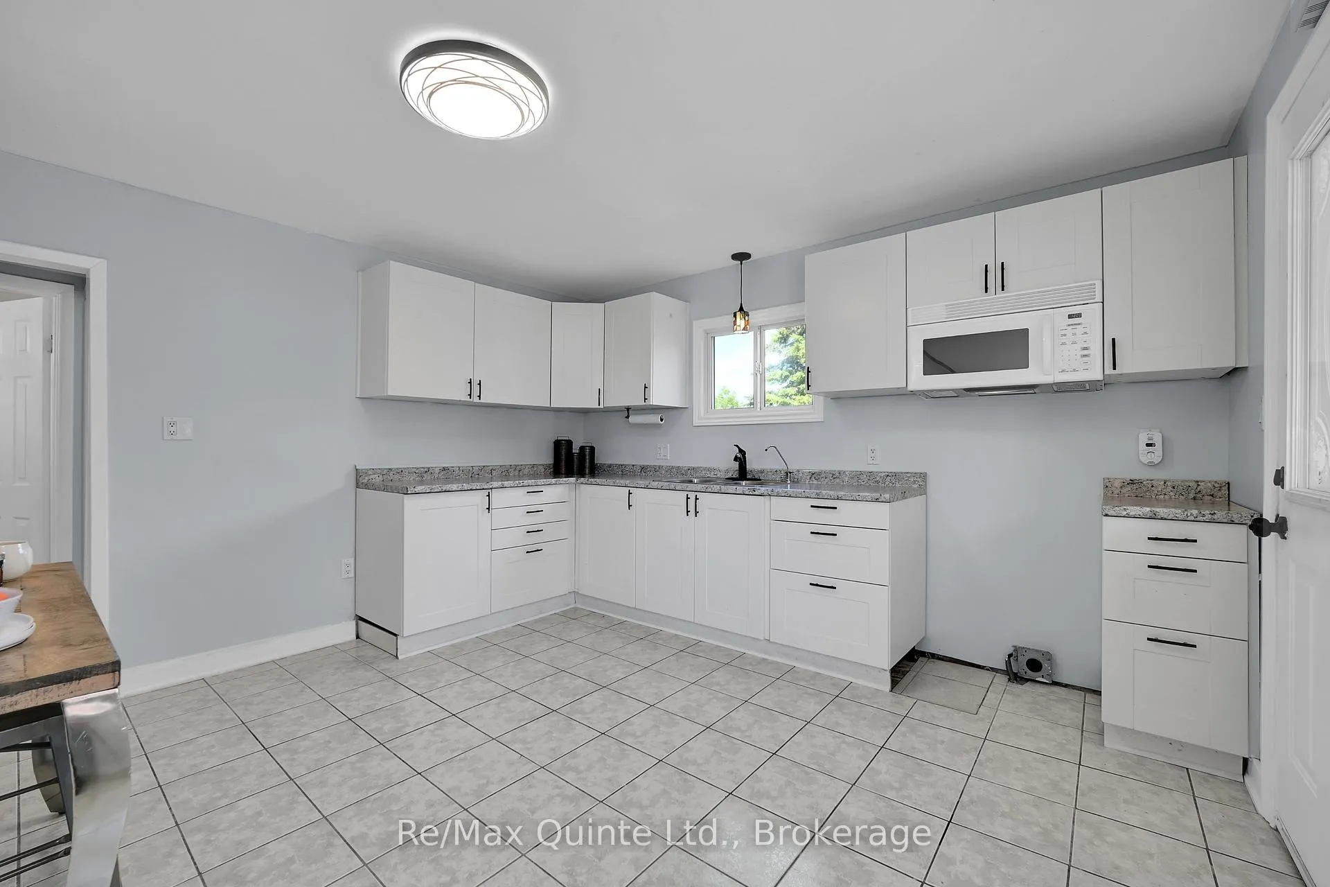 Photo 7 of 235 Byron Street, Quinte West, Trenton Ward — HOMEH