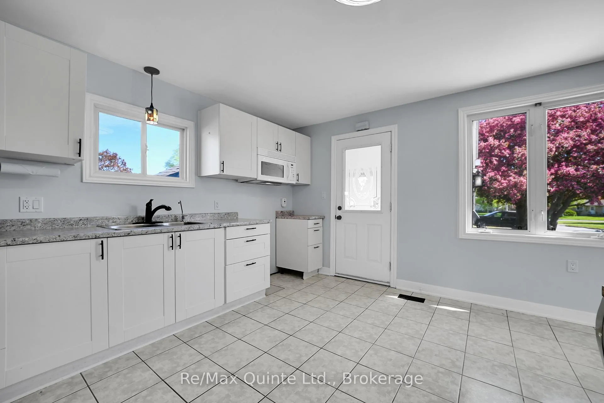Photo 9 of 235 Byron Street, Quinte West, Trenton Ward — HOMEH