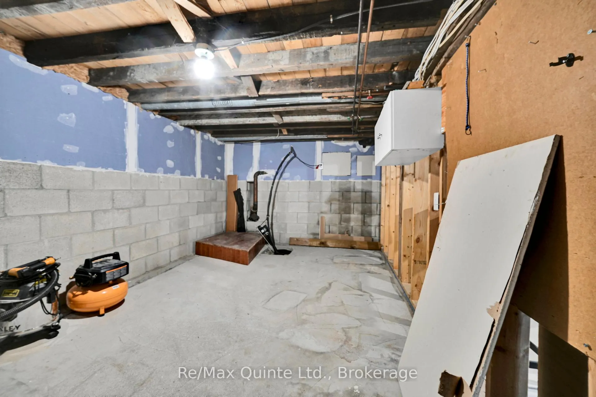 Photo 24 of 235 Byron Street, Quinte West, Trenton Ward — HOMEH
