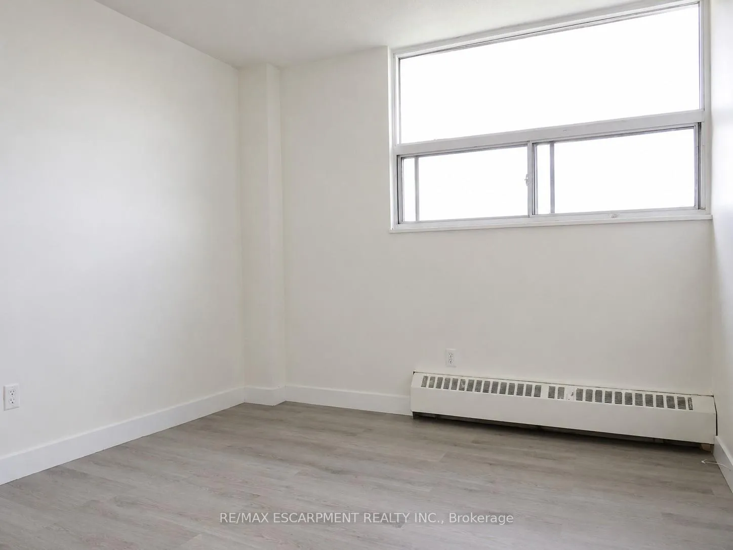 Photo 11 of Unit 514, 15 Albright Road, Hamilton, Vincent — HOMEH