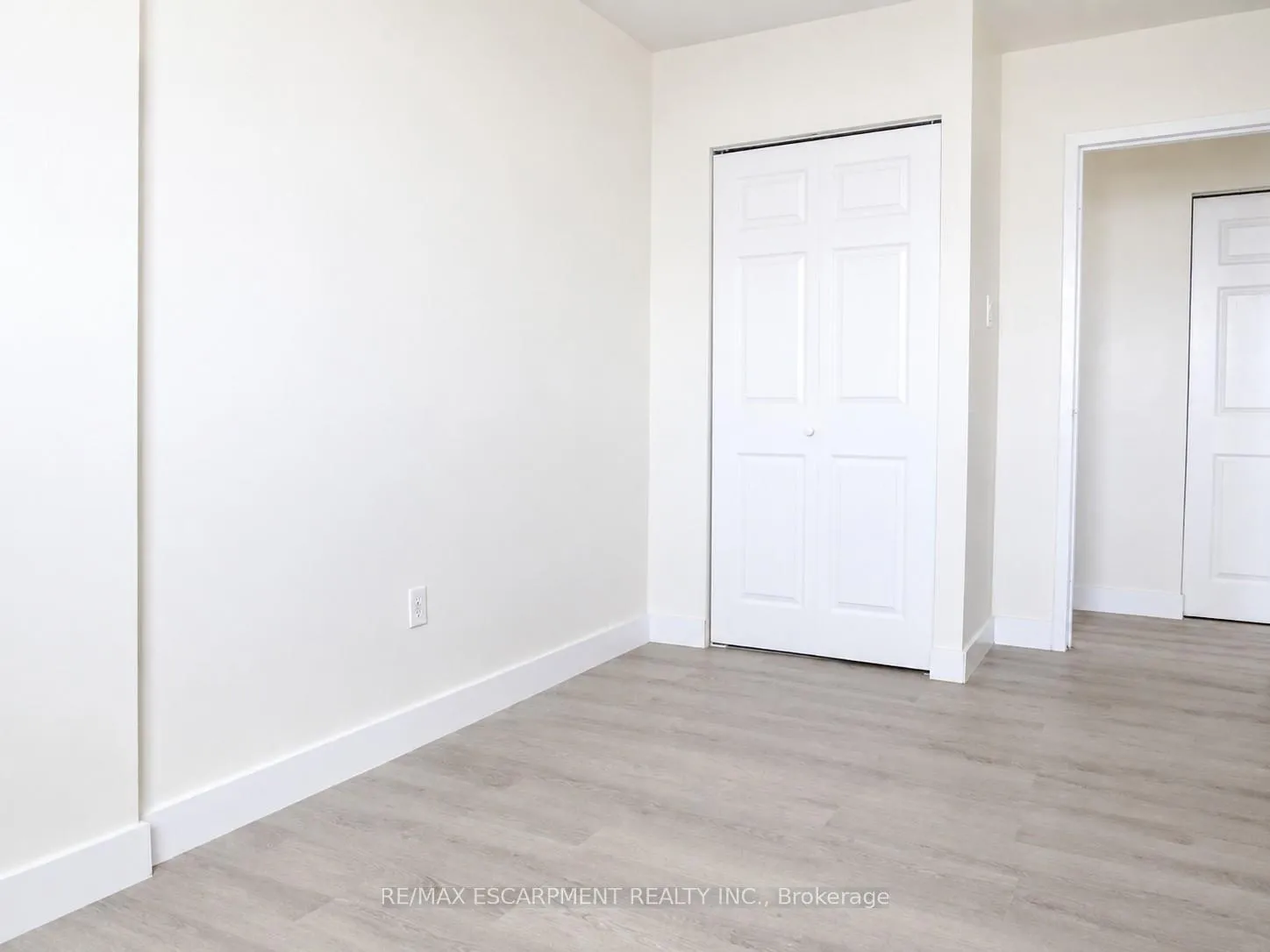 Photo 15 of Unit 514, 15 Albright Road, Hamilton, Vincent — HOMEH