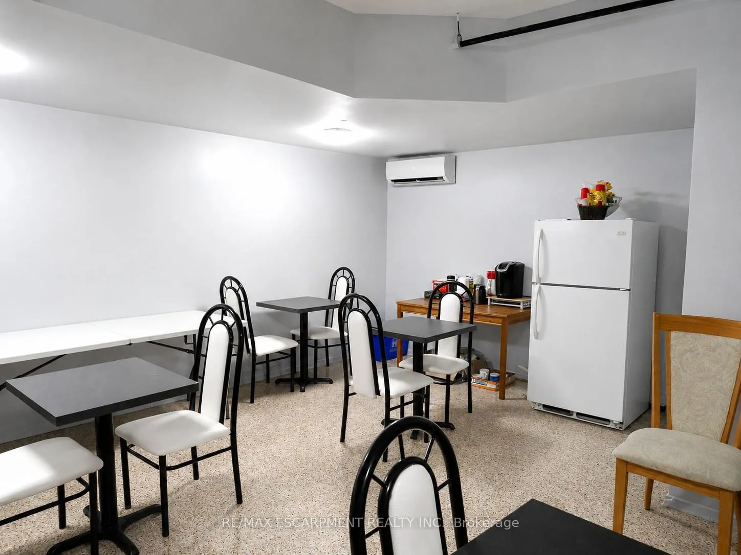 Photo 31 of Unit 514, 15 Albright Road, Hamilton, Vincent — HOMEH
