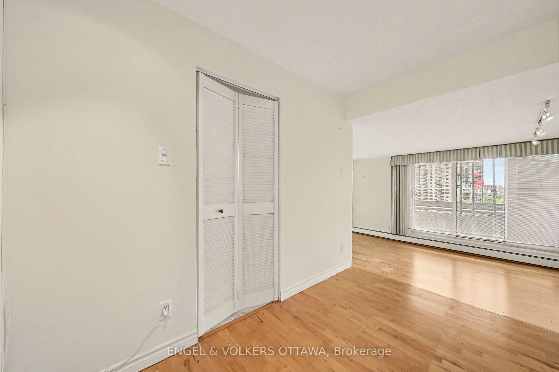 Photo 17 of Unit 1206, 1171 Ambleside Drive, Ottawa, Woodroffe — HOMEH