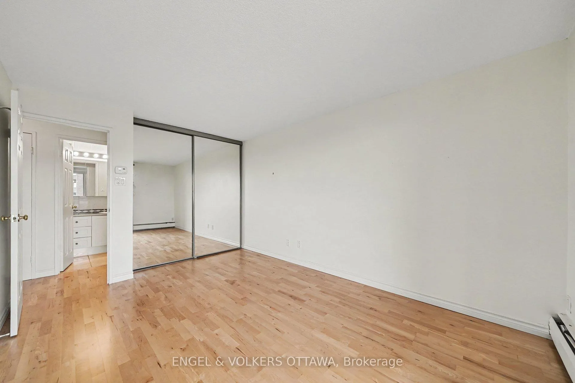 Photo 19 of Unit 1206, 1171 Ambleside Drive, Ottawa, Woodroffe — HOMEH