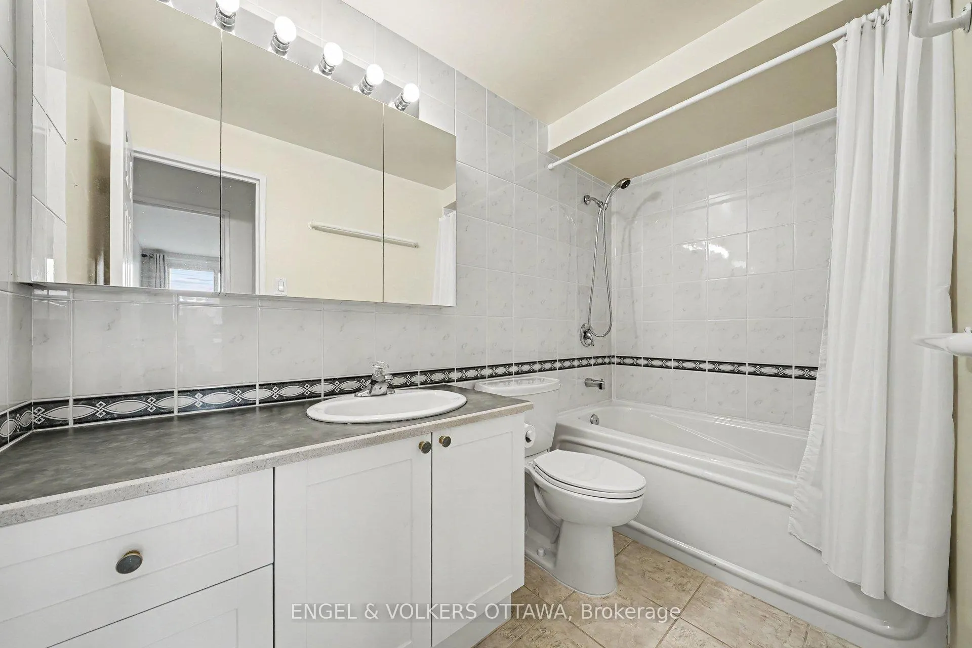Photo 21 of Unit 1206, 1171 Ambleside Drive, Ottawa, Woodroffe — HOMEH