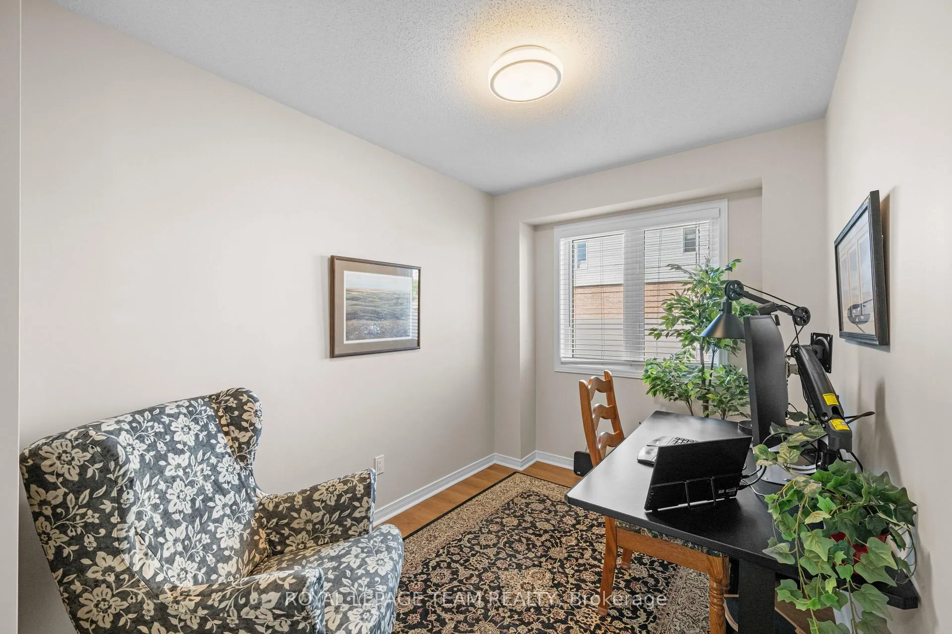 Photo 6 of 174 Fordham Private, Ottawa, Central Park — HOMEH