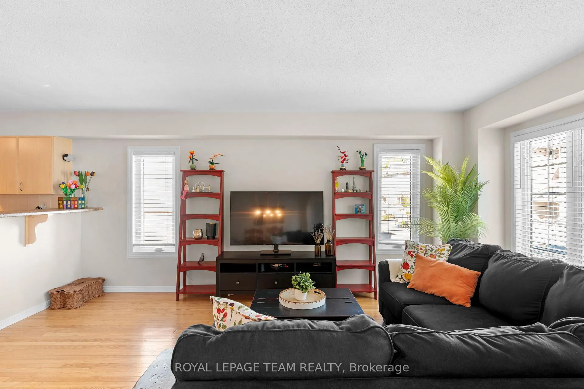 Photo 13 of 174 Fordham Private, Ottawa, Central Park — HOMEH
