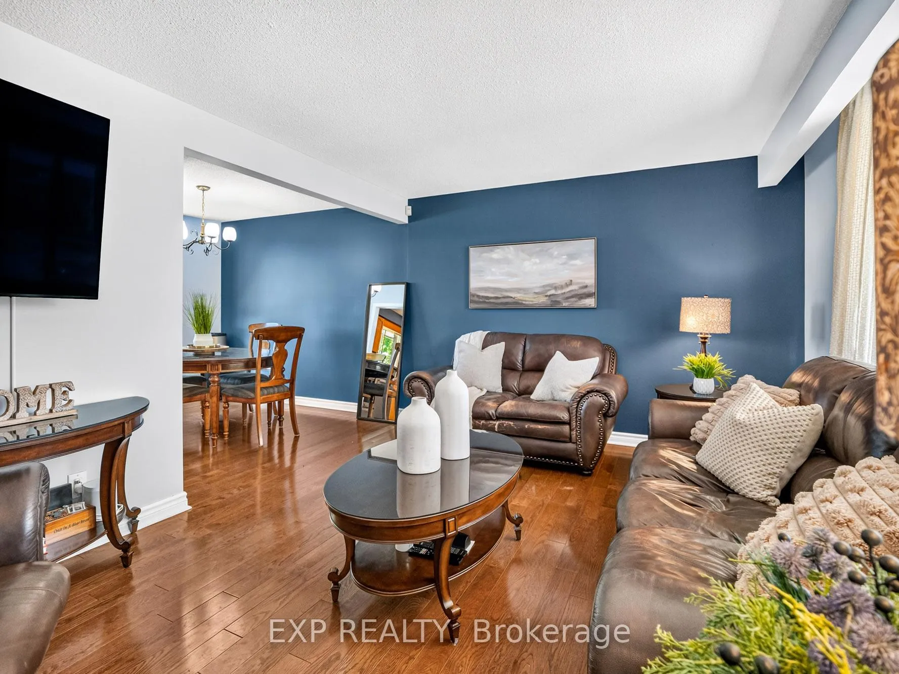Photo 6 of 7195 Westfield Drive, Niagara Falls, Casey — HOMEH