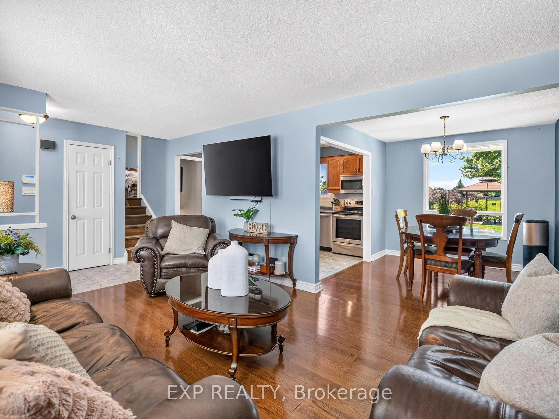 Photo 8 of 7195 Westfield Drive, Niagara Falls, Casey — HOMEH