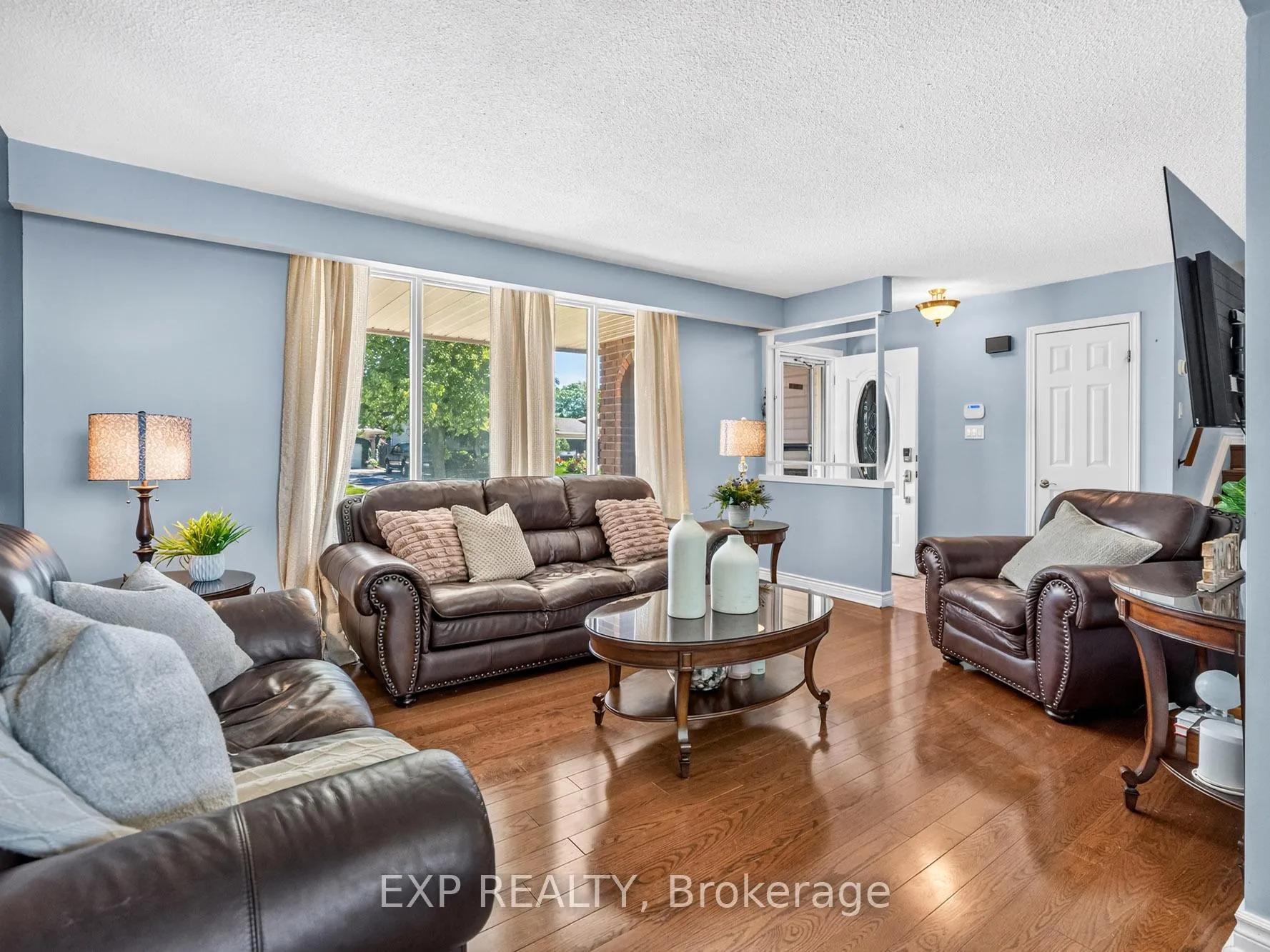 Photo 9 of 7195 Westfield Drive, Niagara Falls, Casey — HOMEH