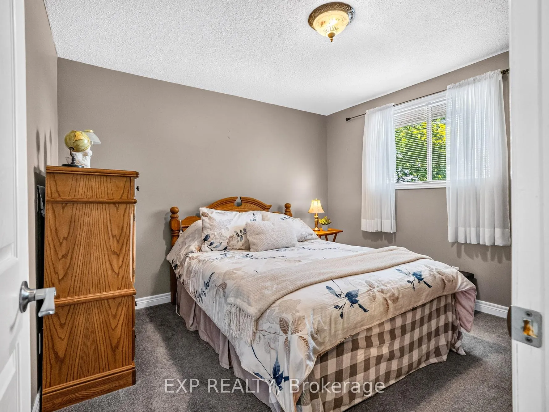 Photo 16 of 7195 Westfield Drive, Niagara Falls, Casey — HOMEH