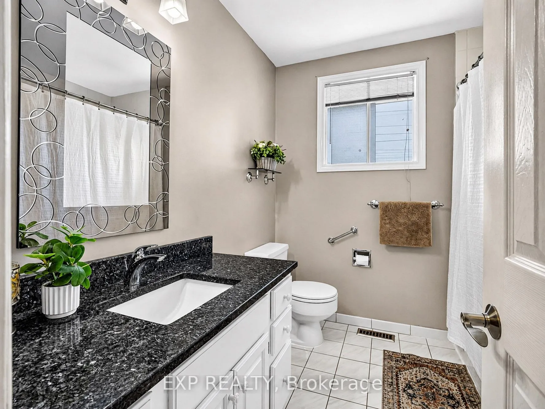 Photo 18 of 7195 Westfield Drive, Niagara Falls, Casey — HOMEH