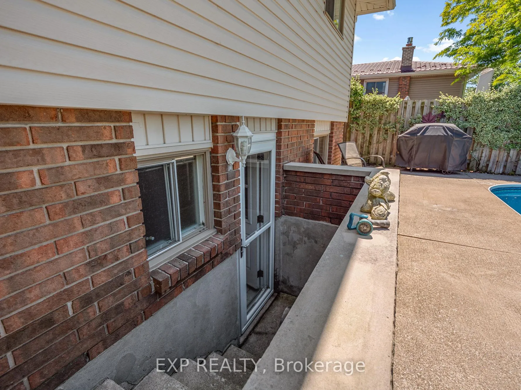 Photo 27 of 7195 Westfield Drive, Niagara Falls, Casey — HOMEH
