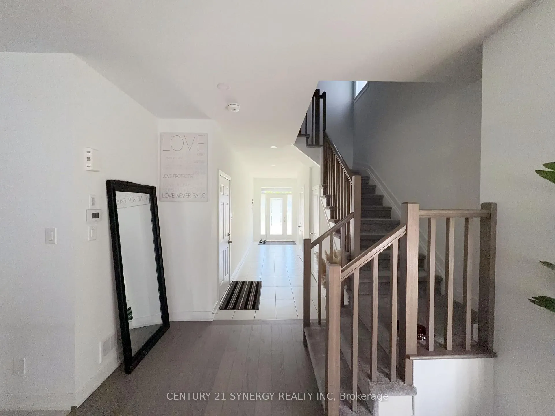 Photo 4 of 314 Ibanez Walk, Ottawa, Leitrim — HOMEH