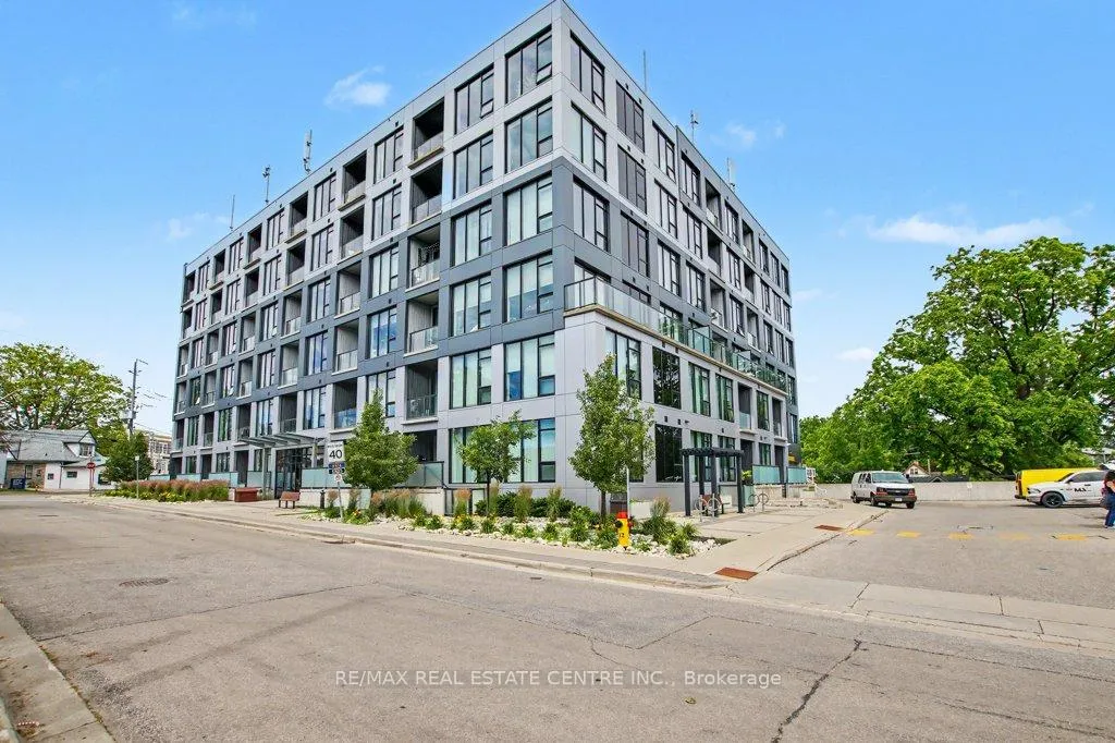 Photo 5 of Unit 101, 690 King Street W, Kitchener, KW Hospital — HOMEH