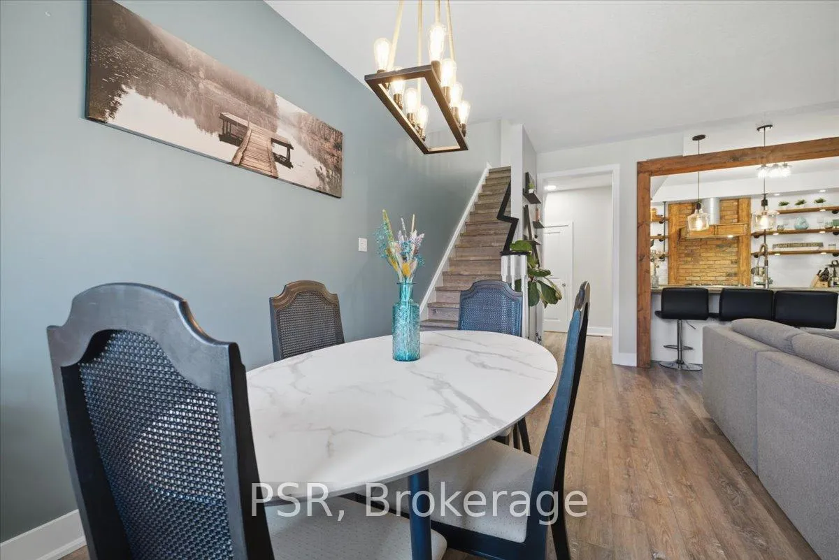 Photo 22 of 12 Hiscott Drive, Hamilton, Waterdown — HOMEH