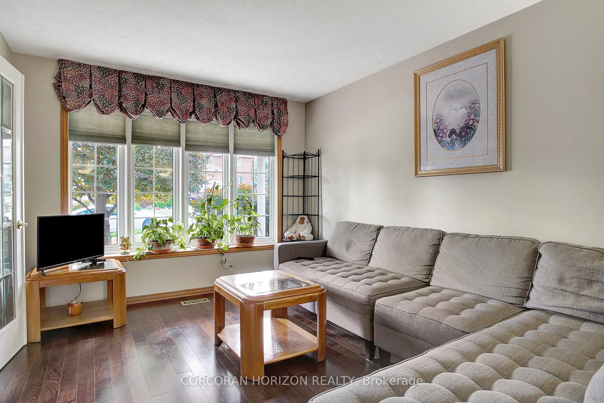 Photo 9 of 71 Alexander Avenue, Cambridge — HOMEH