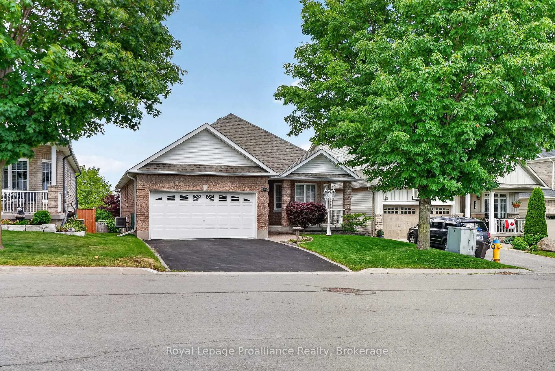 Front of 732 Prince Of Wales Drive
