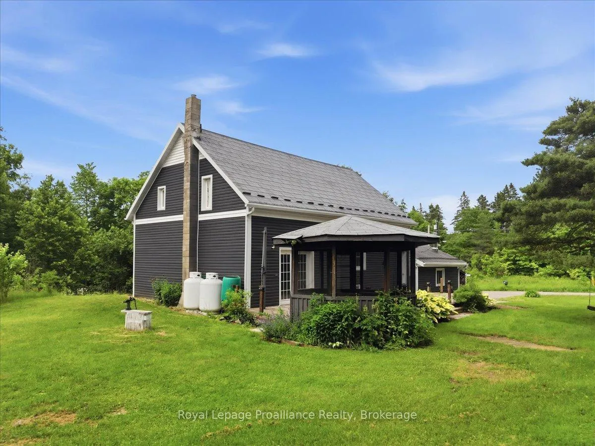 Photo 31 of 405 Elzevir Road, Tweed, Elzevir (Twp) — HOMEH