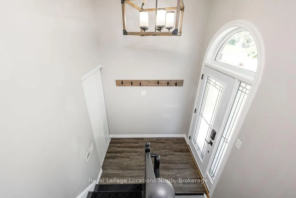Photo 3 of 73 Fernbrook Drive, Wasaga Beach — HOMEH