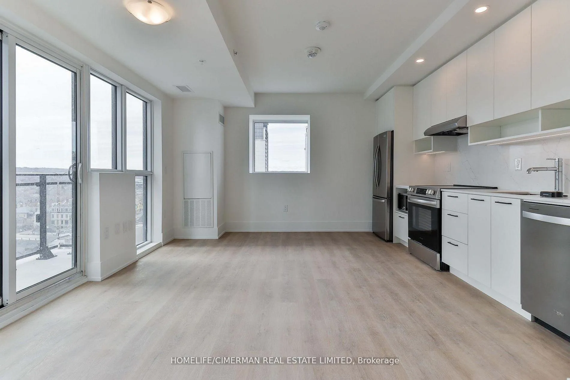 Photo 5 of Unit PH1, 206 King Street W, Hamilton, Central — HOMEH