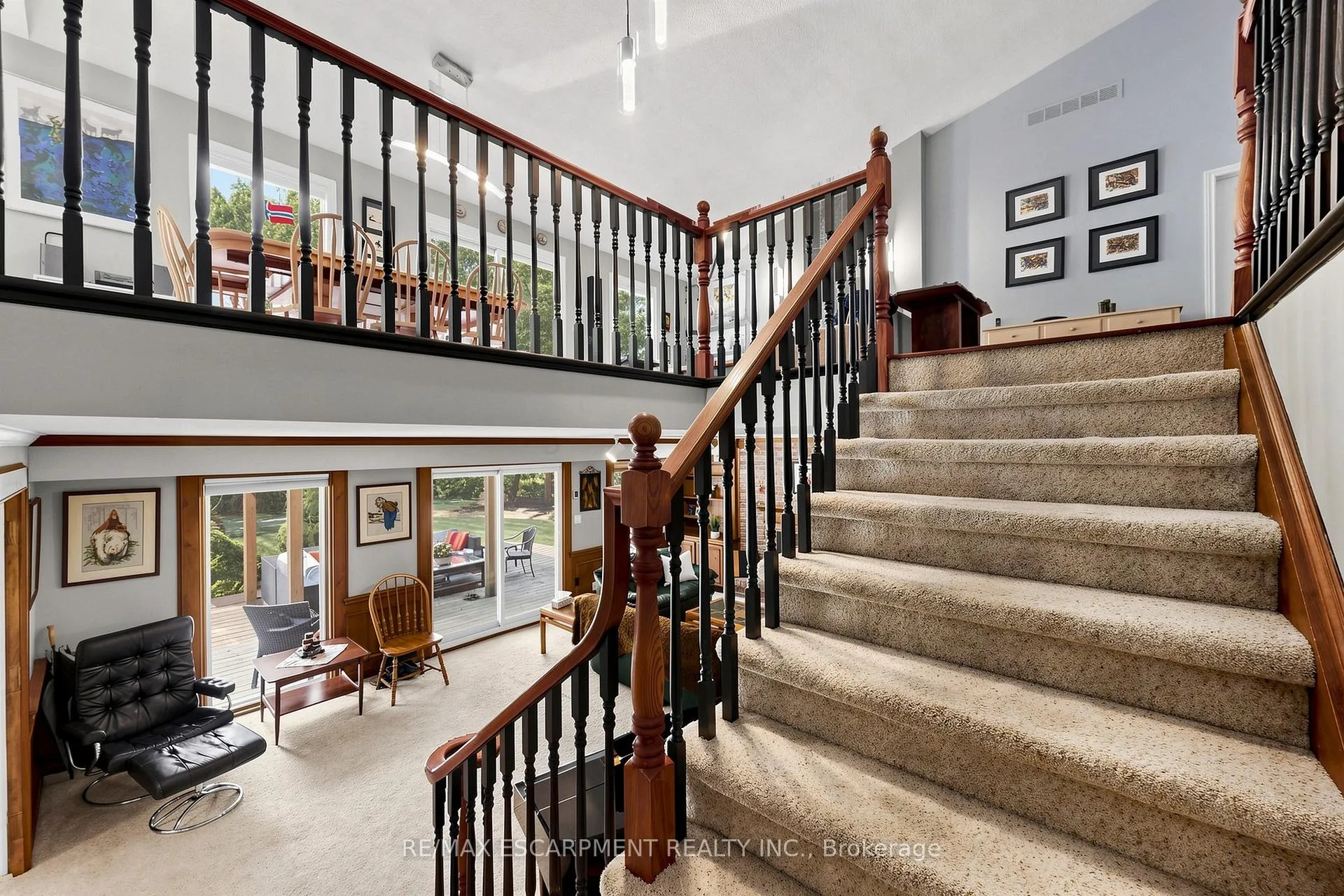 Photo 27 of 17 Flanders Drive, Hamilton, Waterdown — HOMEH