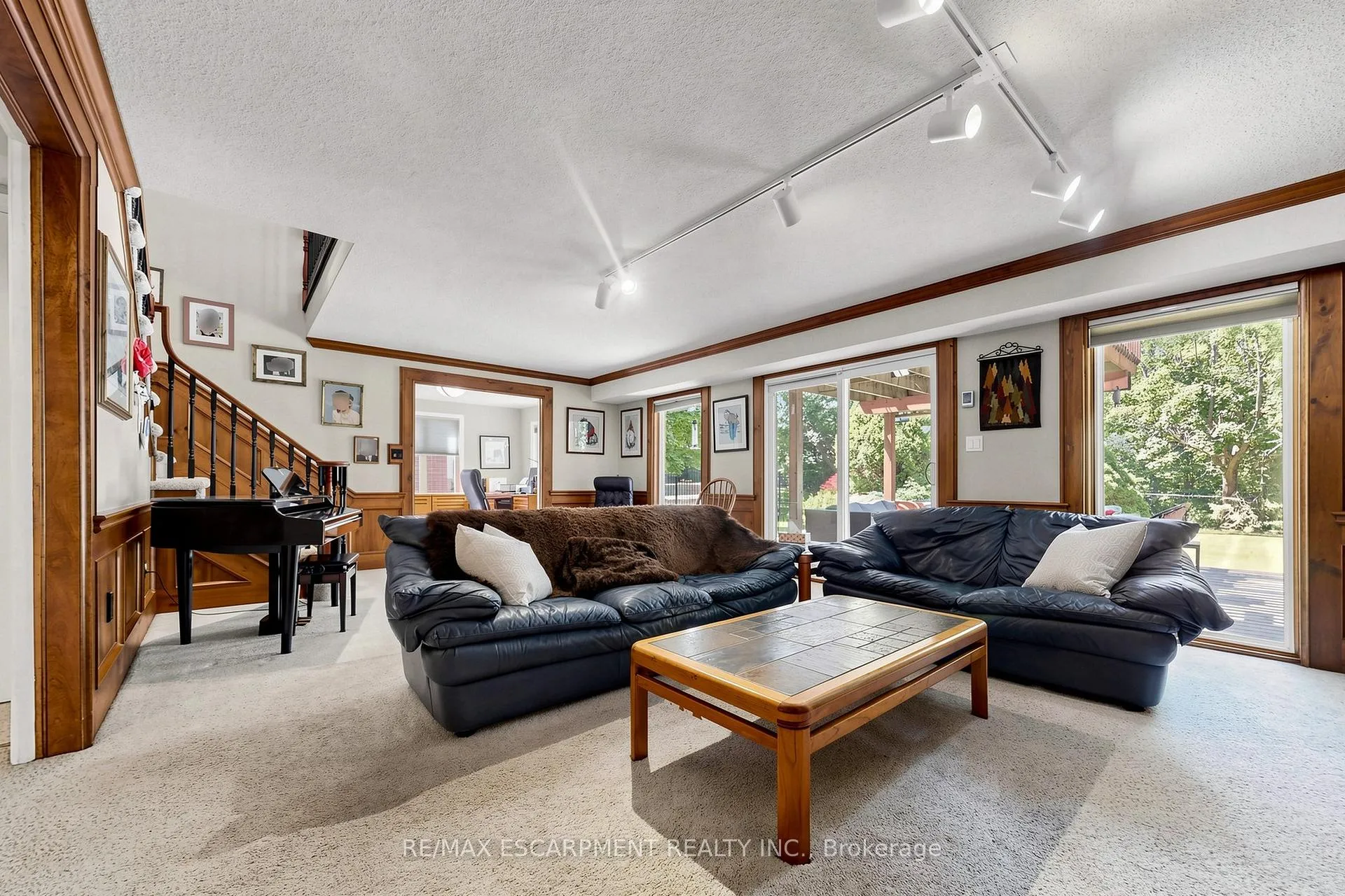 Photo 28 of 17 Flanders Drive, Hamilton, Waterdown — HOMEH
