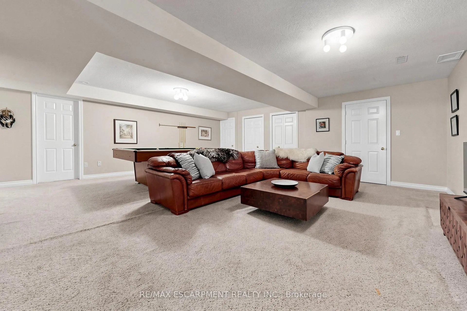 Photo 31 of 17 Flanders Drive, Hamilton, Waterdown — HOMEH
