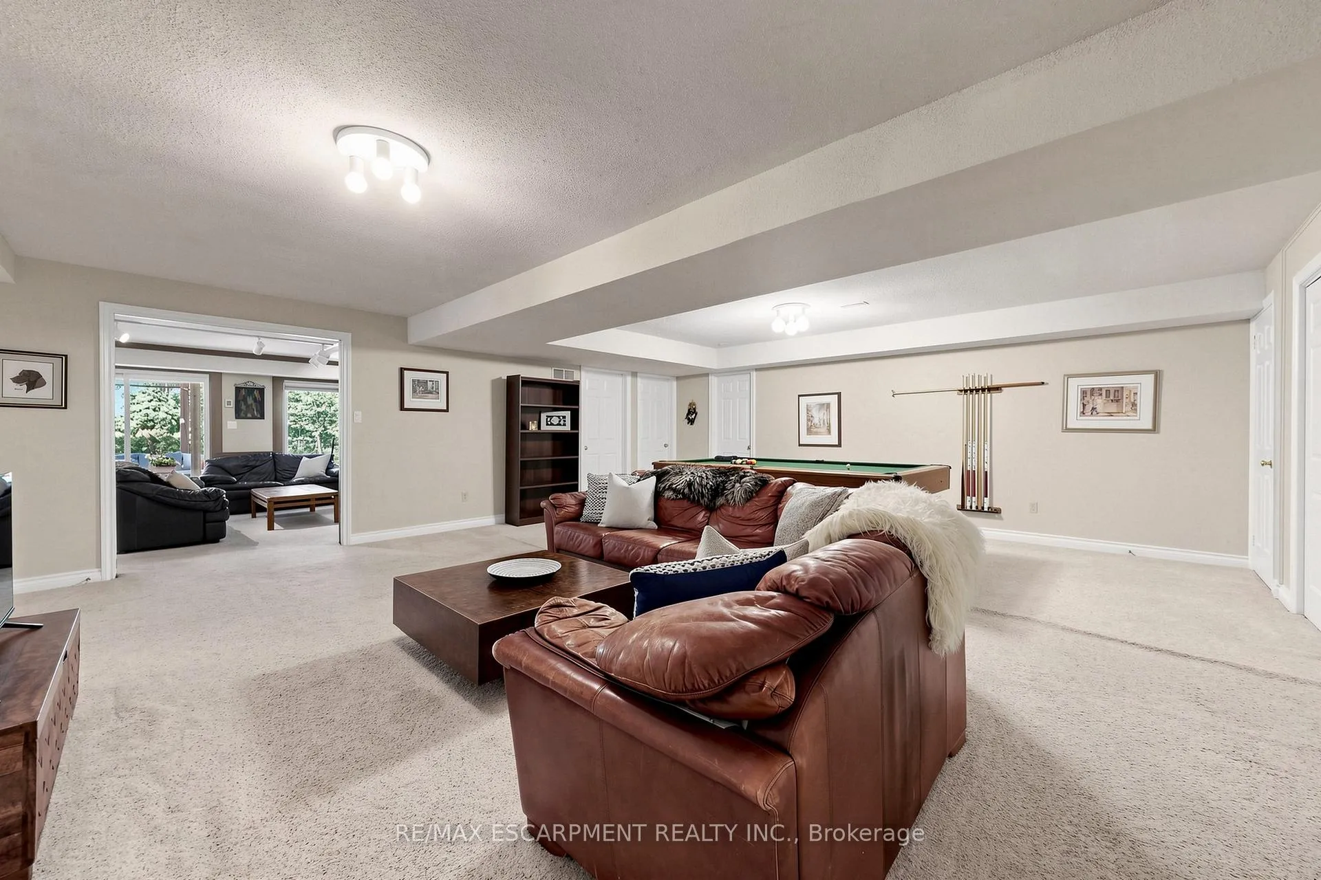 Photo 32 of 17 Flanders Drive, Hamilton, Waterdown — HOMEH