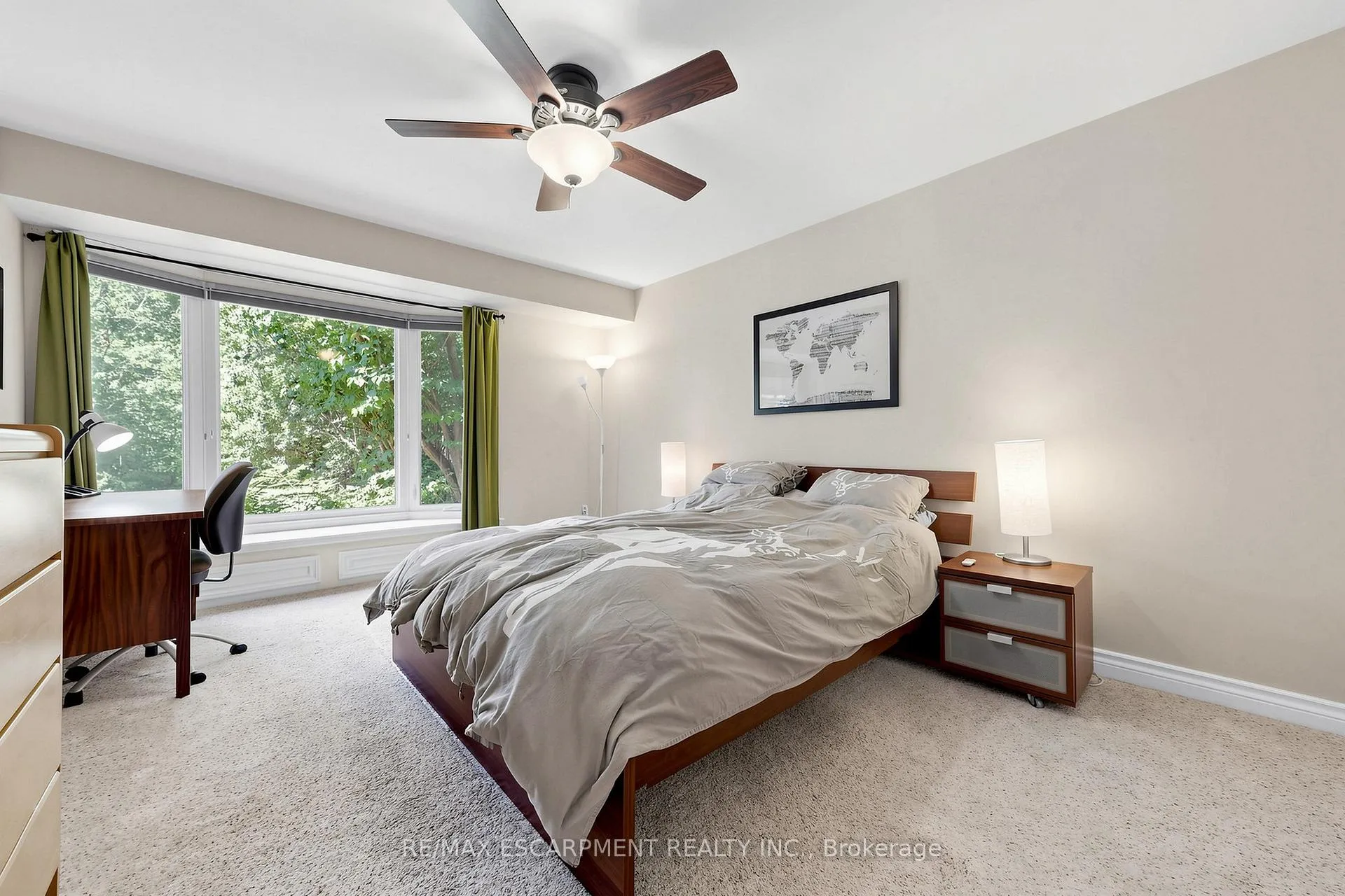 Photo 35 of 17 Flanders Drive, Hamilton, Waterdown — HOMEH