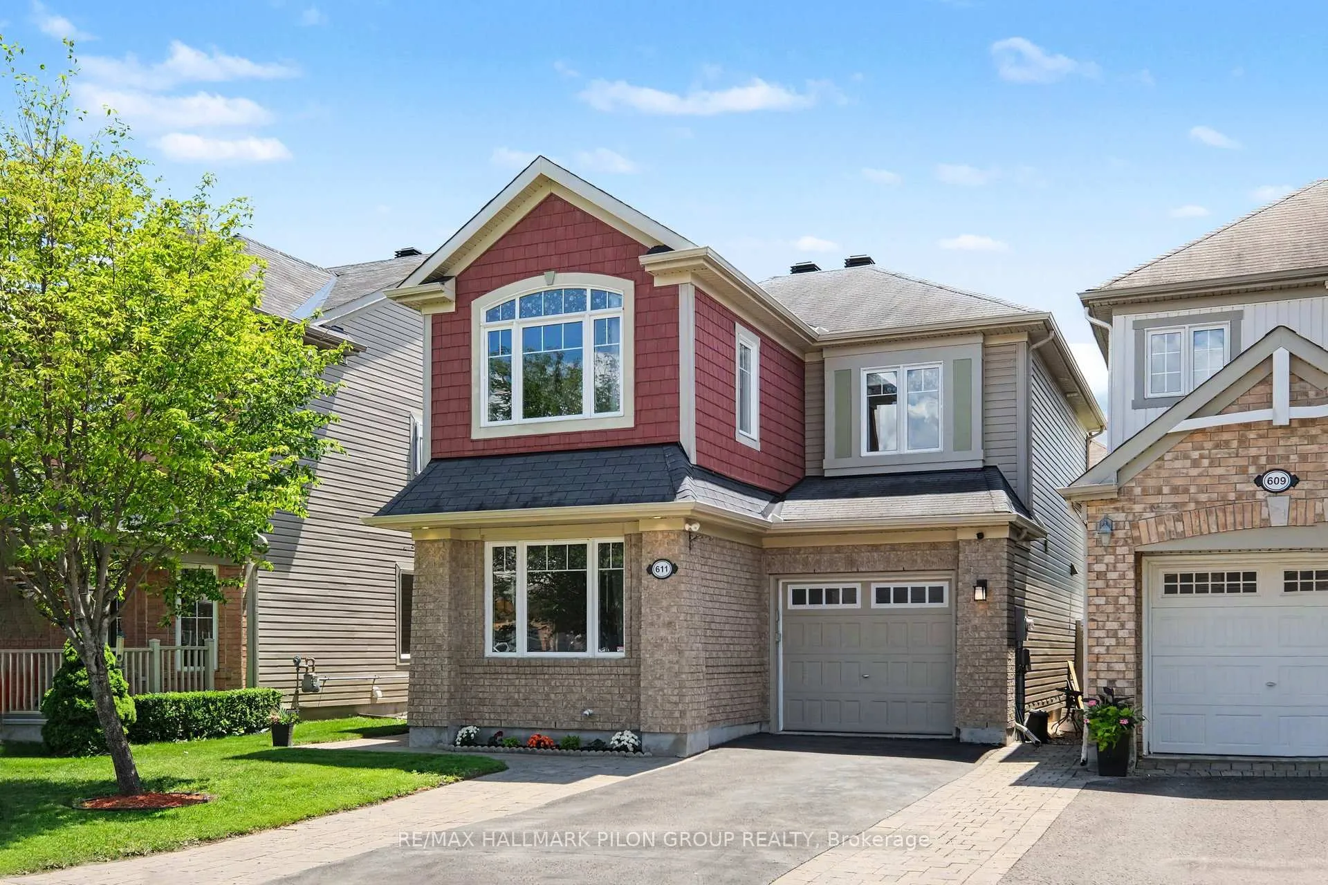 Front of 611 Calla Lily Terrace