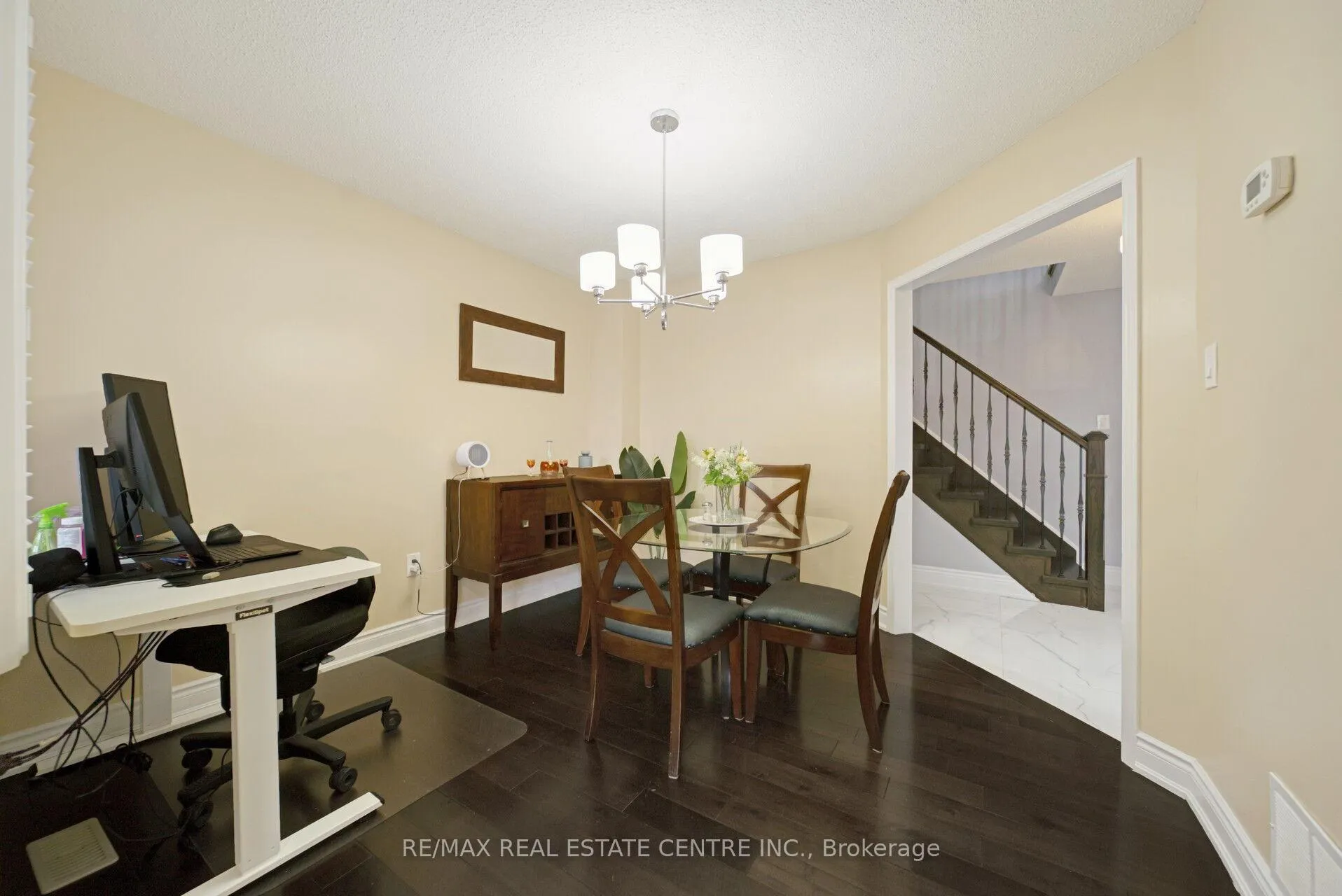 Photo 12 of 1 Wooliston Crescent, Brampton, Fletcher's West — HOMEH