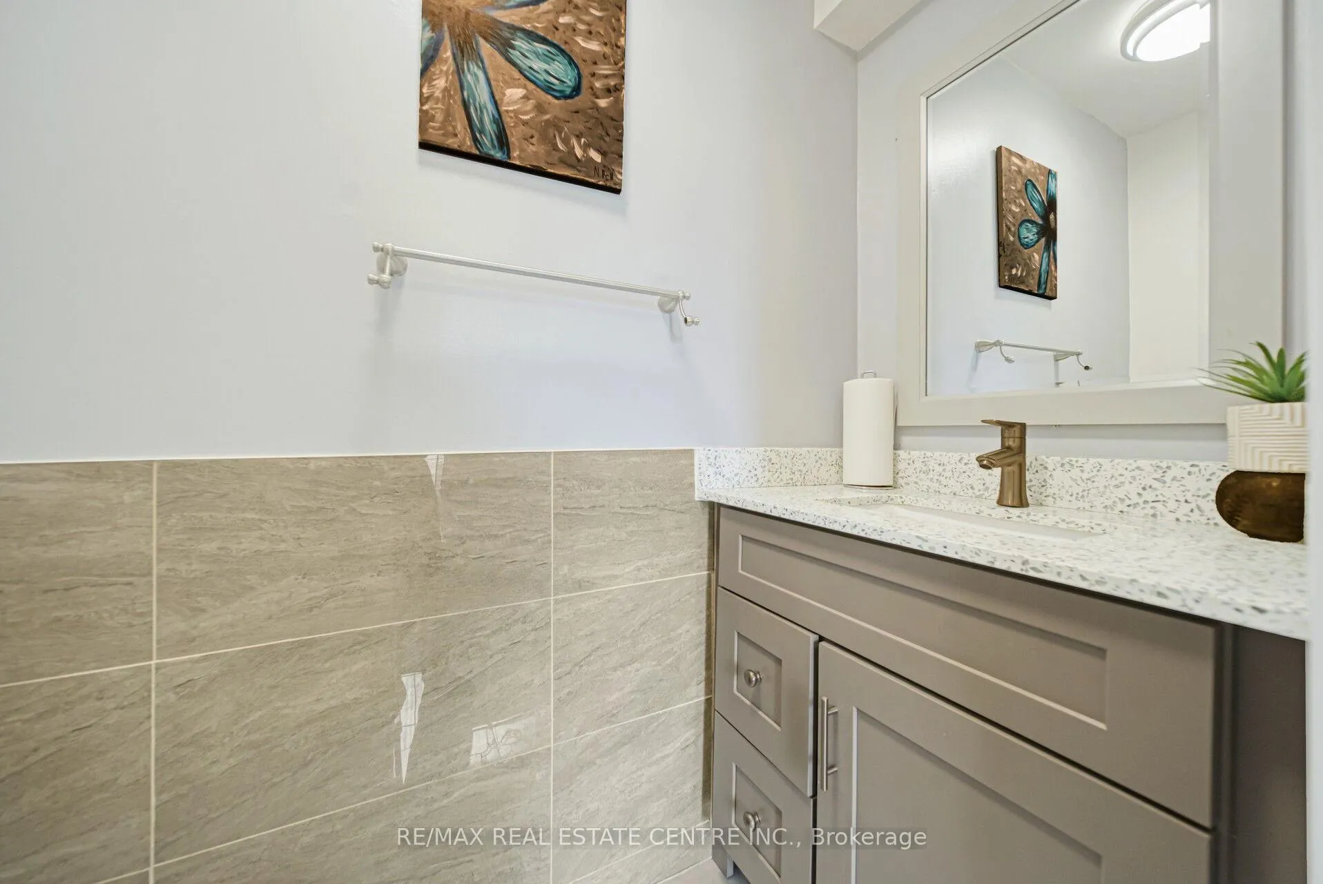 Photo 18 of 1 Wooliston Crescent, Brampton, Fletcher's West — HOMEH