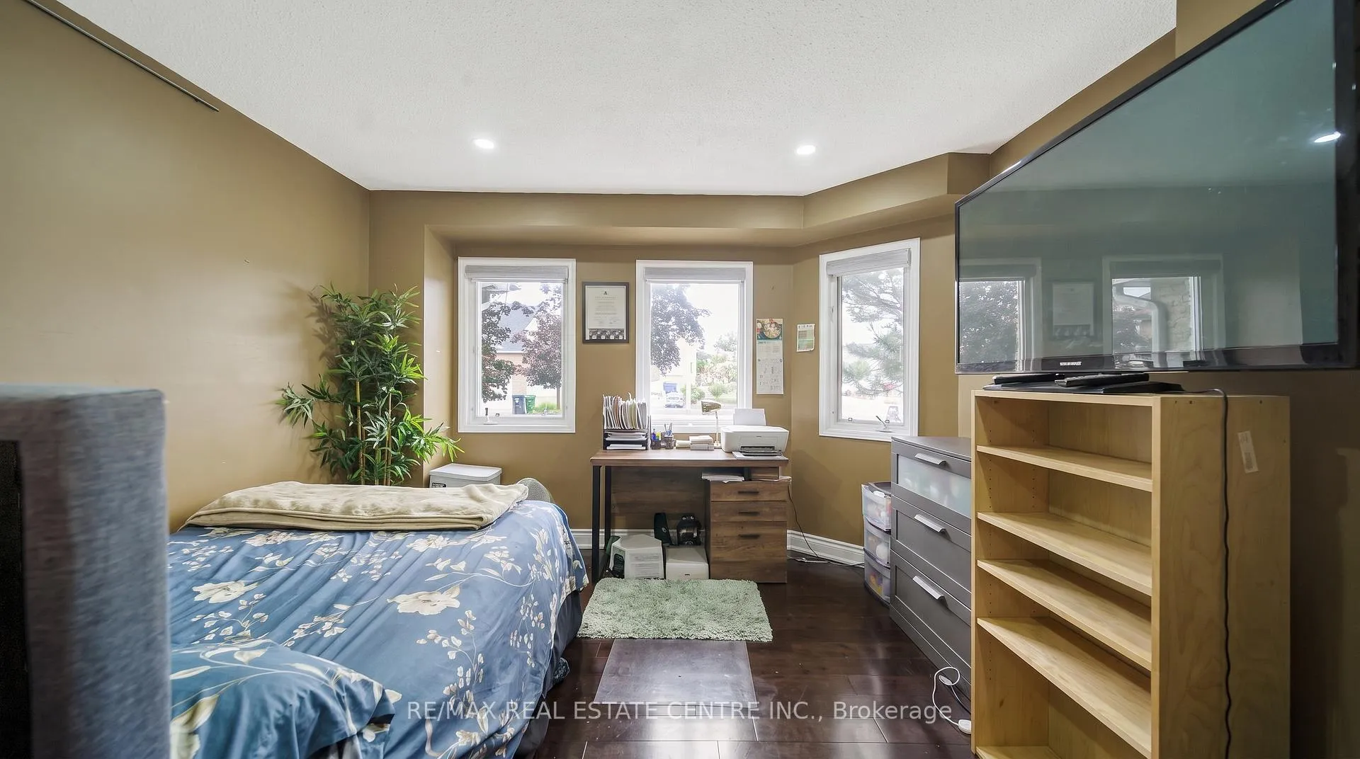 Photo 20 of 1 Wooliston Crescent, Brampton, Fletcher's West — HOMEH