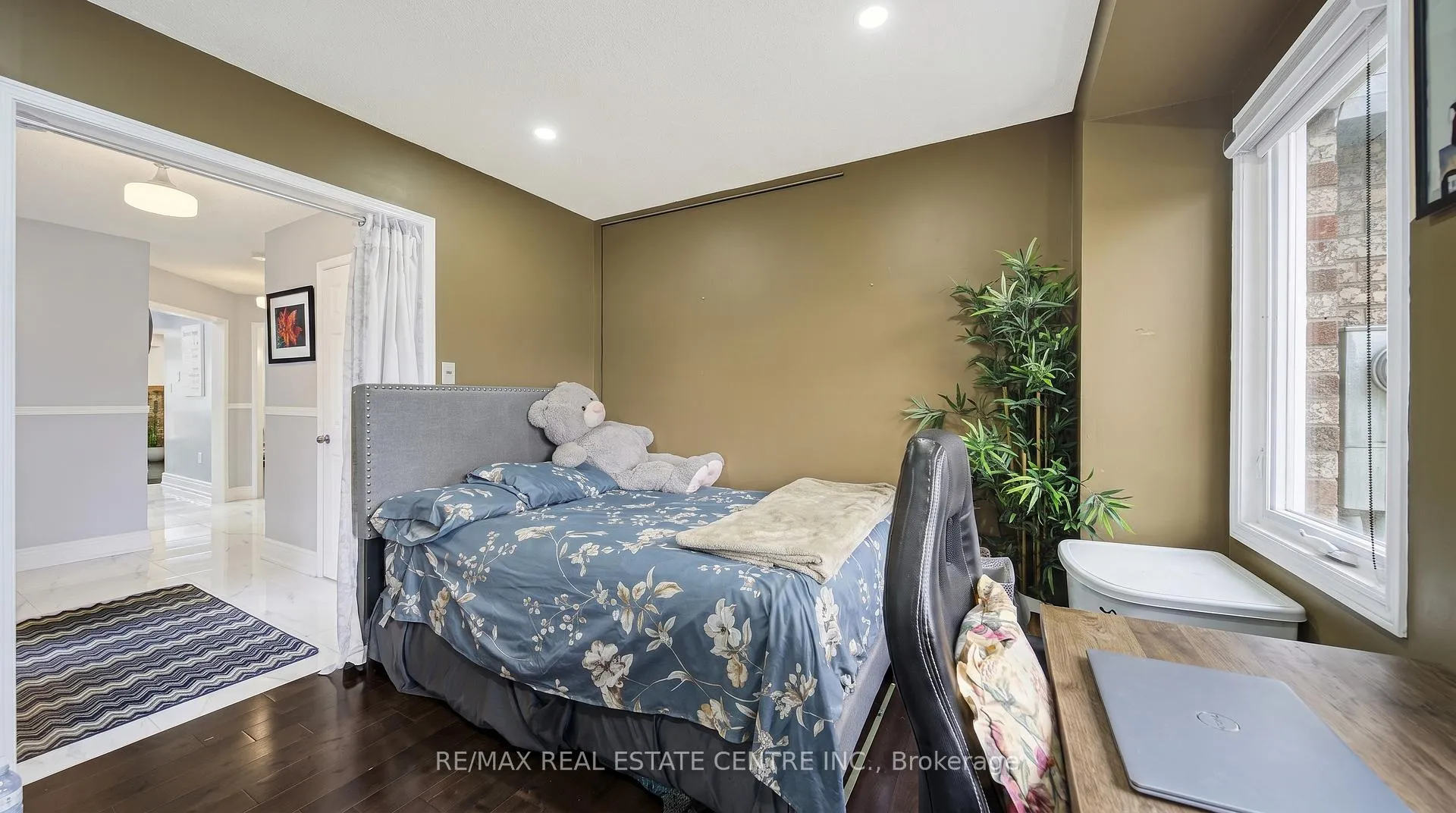 Photo 21 of 1 Wooliston Crescent, Brampton, Fletcher's West — HOMEH