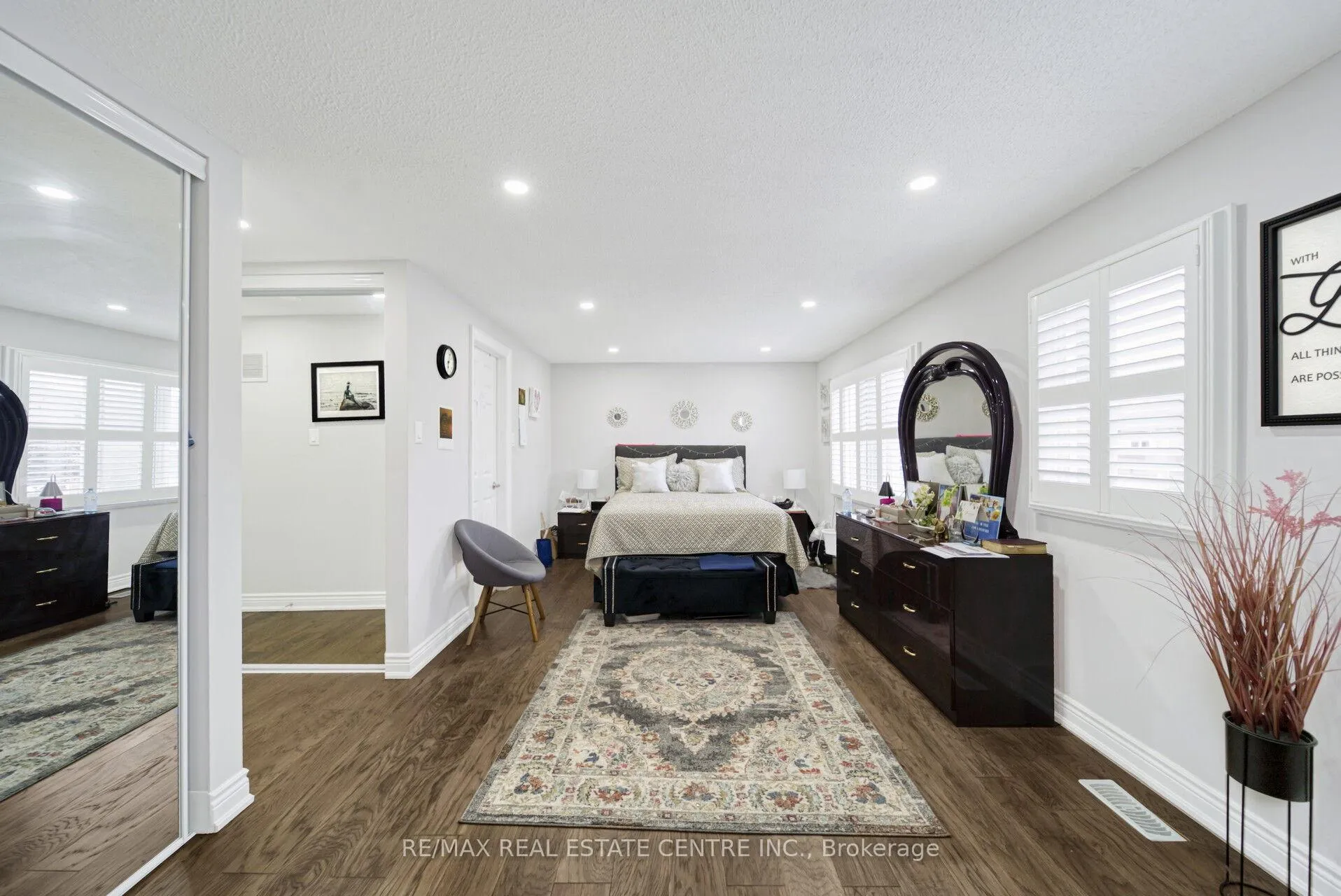 Photo 32 of 1 Wooliston Crescent, Brampton, Fletcher's West — HOMEH