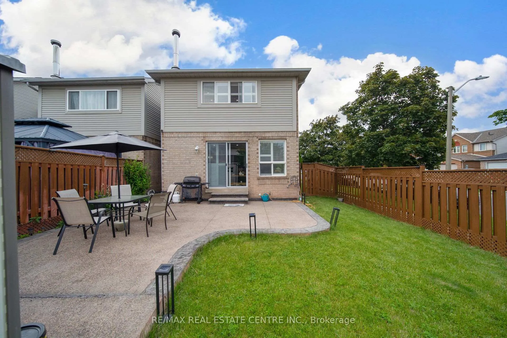 Photo 46 of 1 Wooliston Crescent, Brampton, Fletcher's West — HOMEH