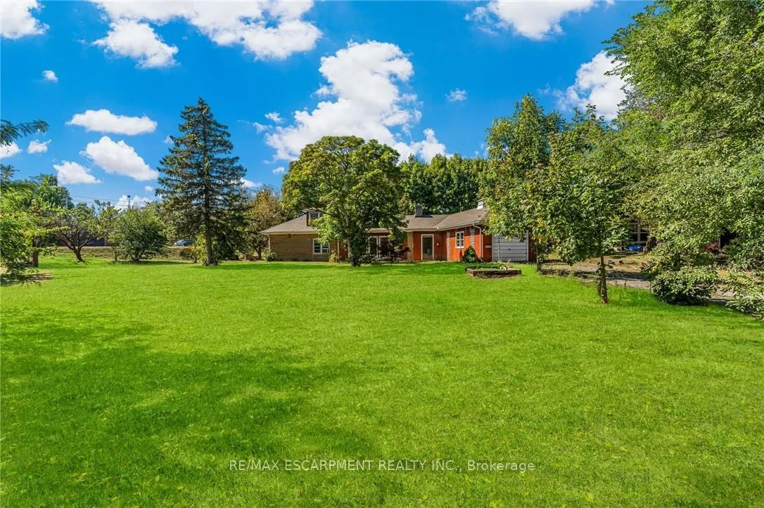 Photo 3 of 21 First Avenue, Welland, Prince Charles — HOMEH