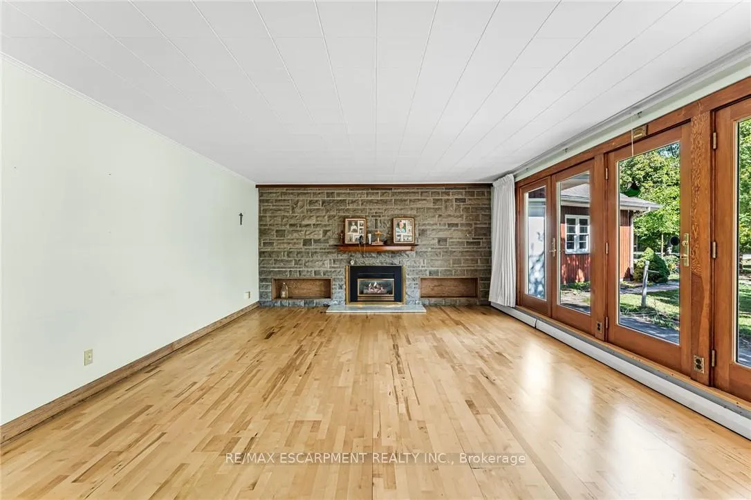 Photo 12 of 21 First Avenue, Welland, Prince Charles — HOMEH