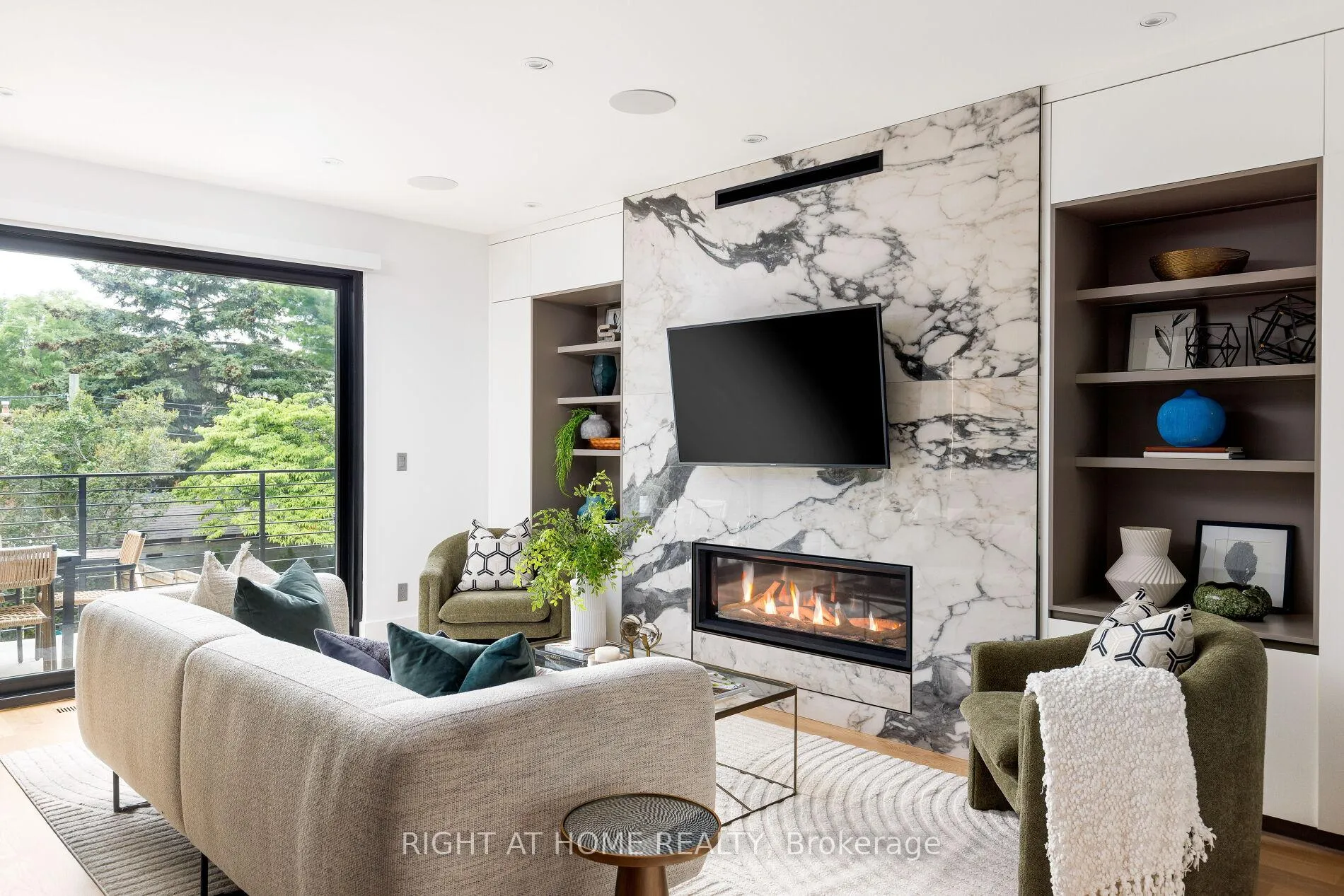 Photo 18 of 10 Milton Road, Toronto, East York — HOMEH