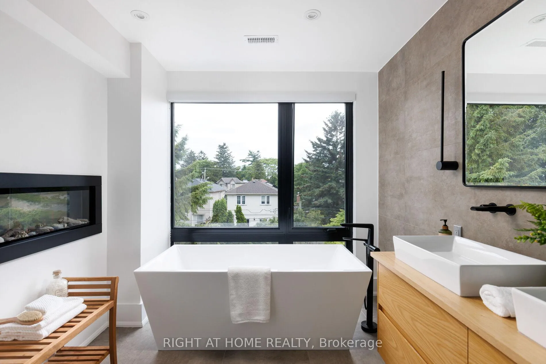 Photo 27 of 10 Milton Road, Toronto, East York — HOMEH