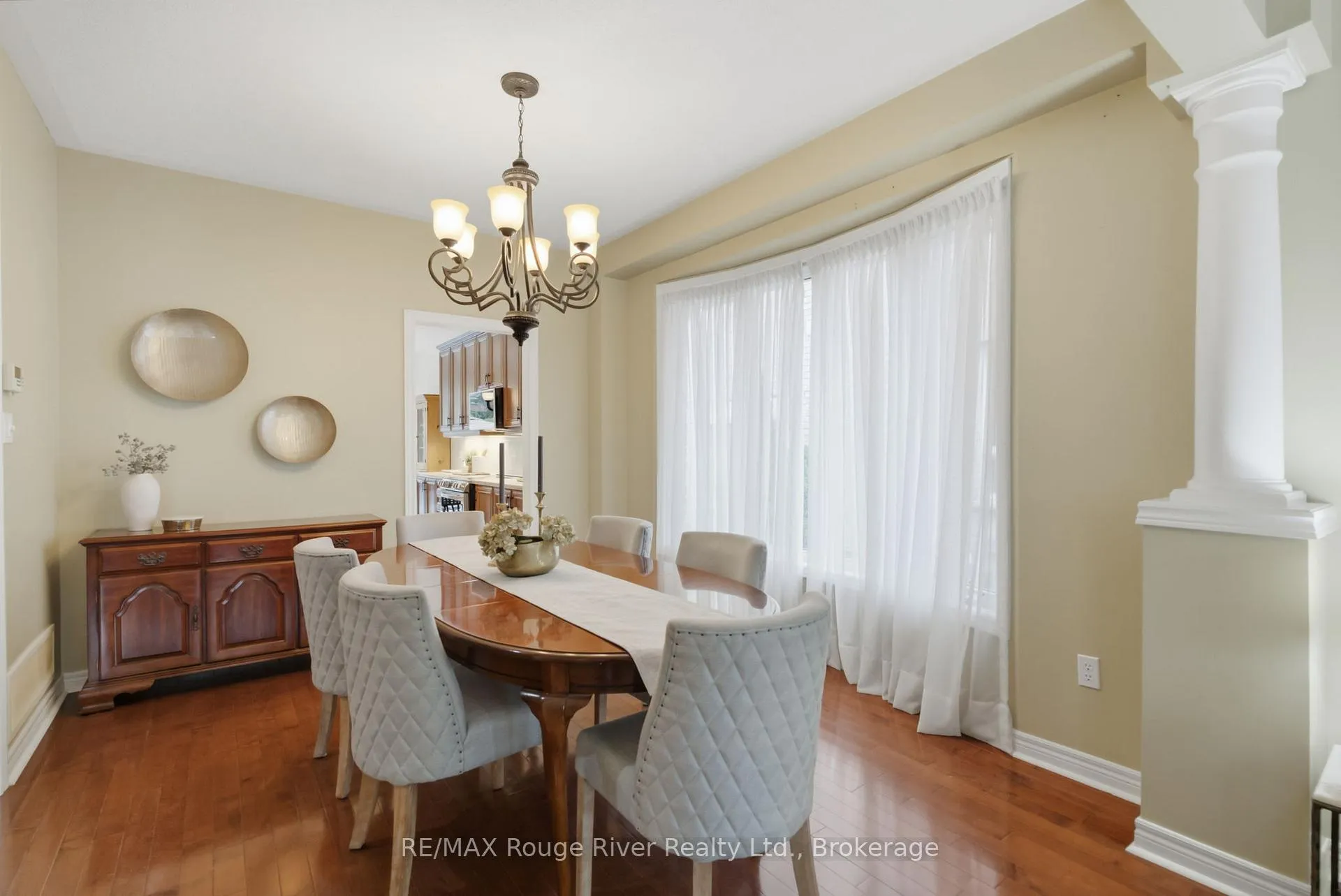 Photo 5 of 12 Covington Drive, Whitby, Brooklin — HOMEH